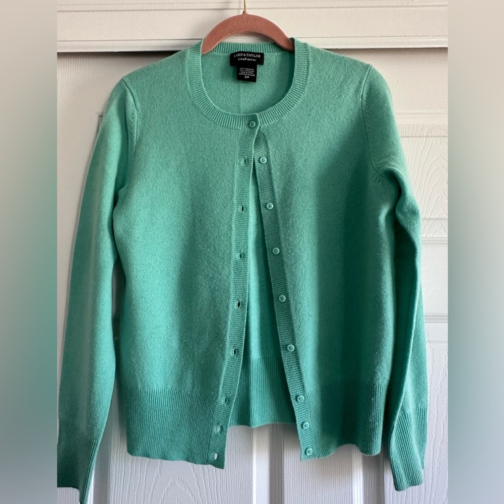 Lord & Taylor Cashmere cardigan sweater
